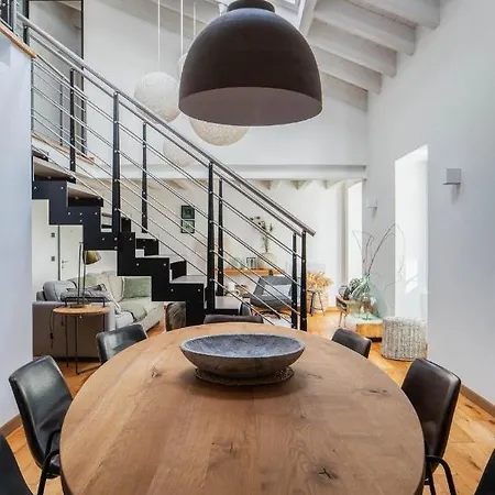 Torre Di Castelli - By Lovecomo Ferienhaus *