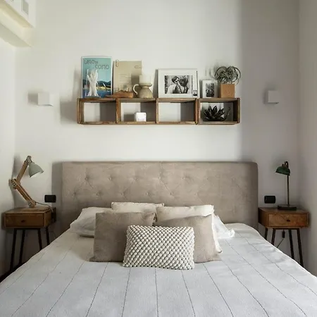 בית נופש Torre Di Castelli - By Lovecomo *